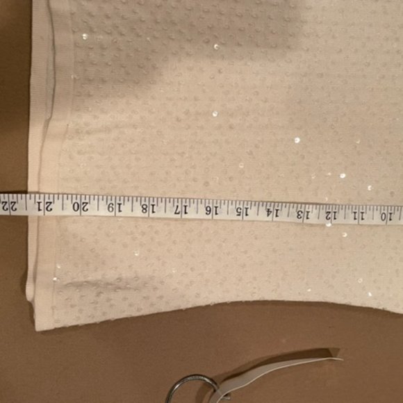 Oscar De La Renta Silk Knitted Beaded Sequin Short Sleeve Top,  Size Petite - Picture 15 of 16